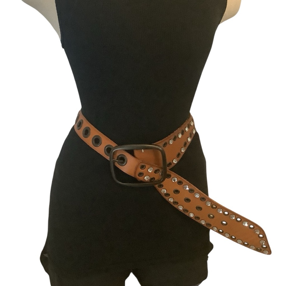 Vintage Women’s Brown Leather Belt Rhinestones Embellished Size M 39” Gap Jeans